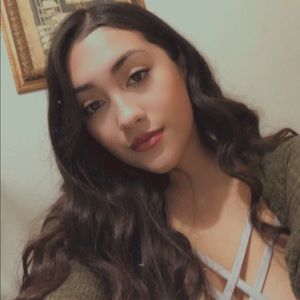 Meet your Posher, Celeste